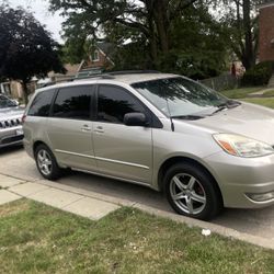 2005 Toyota Sienna