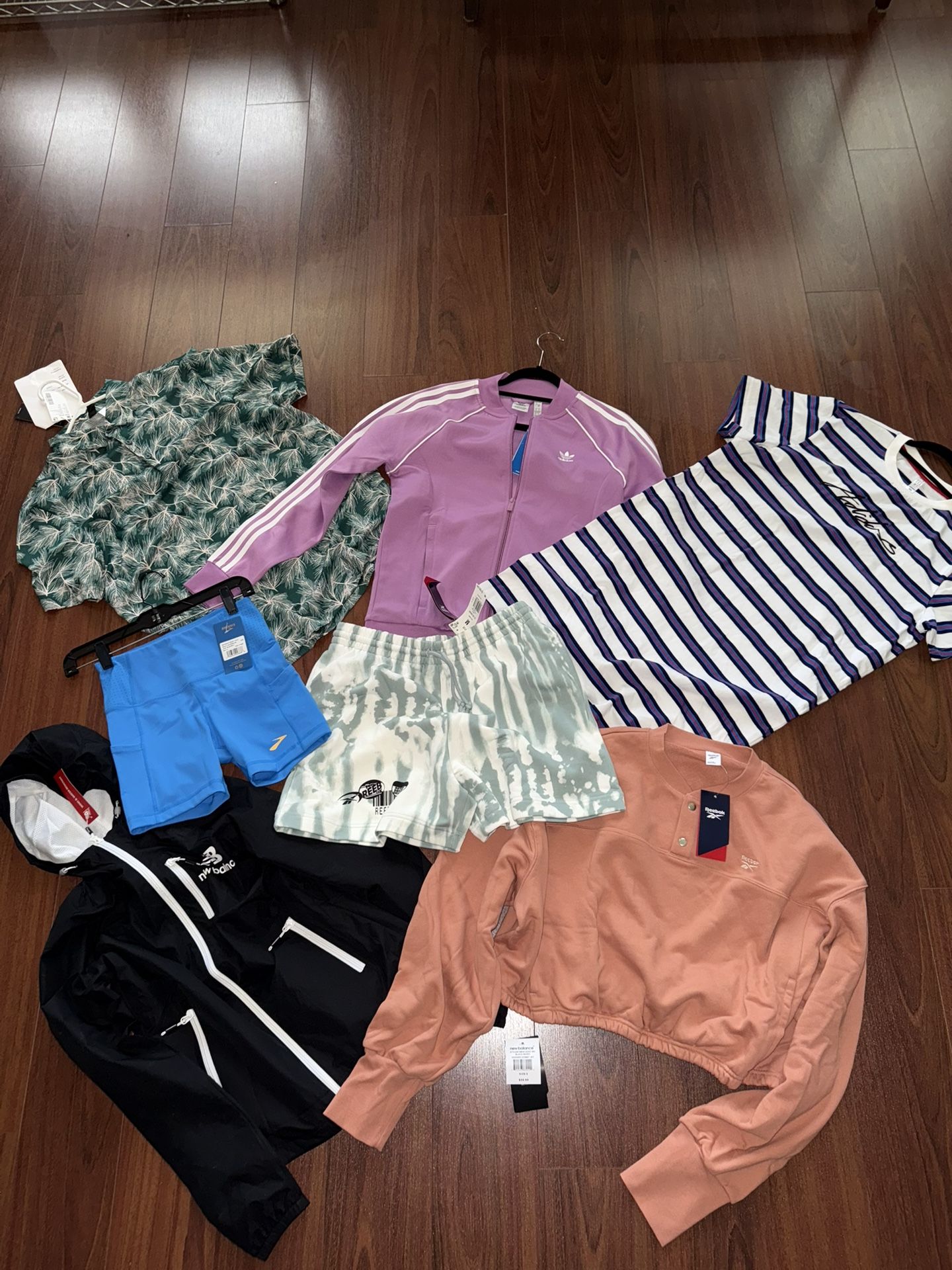 New w Tag Athletic Workout Clothes Bundle 
