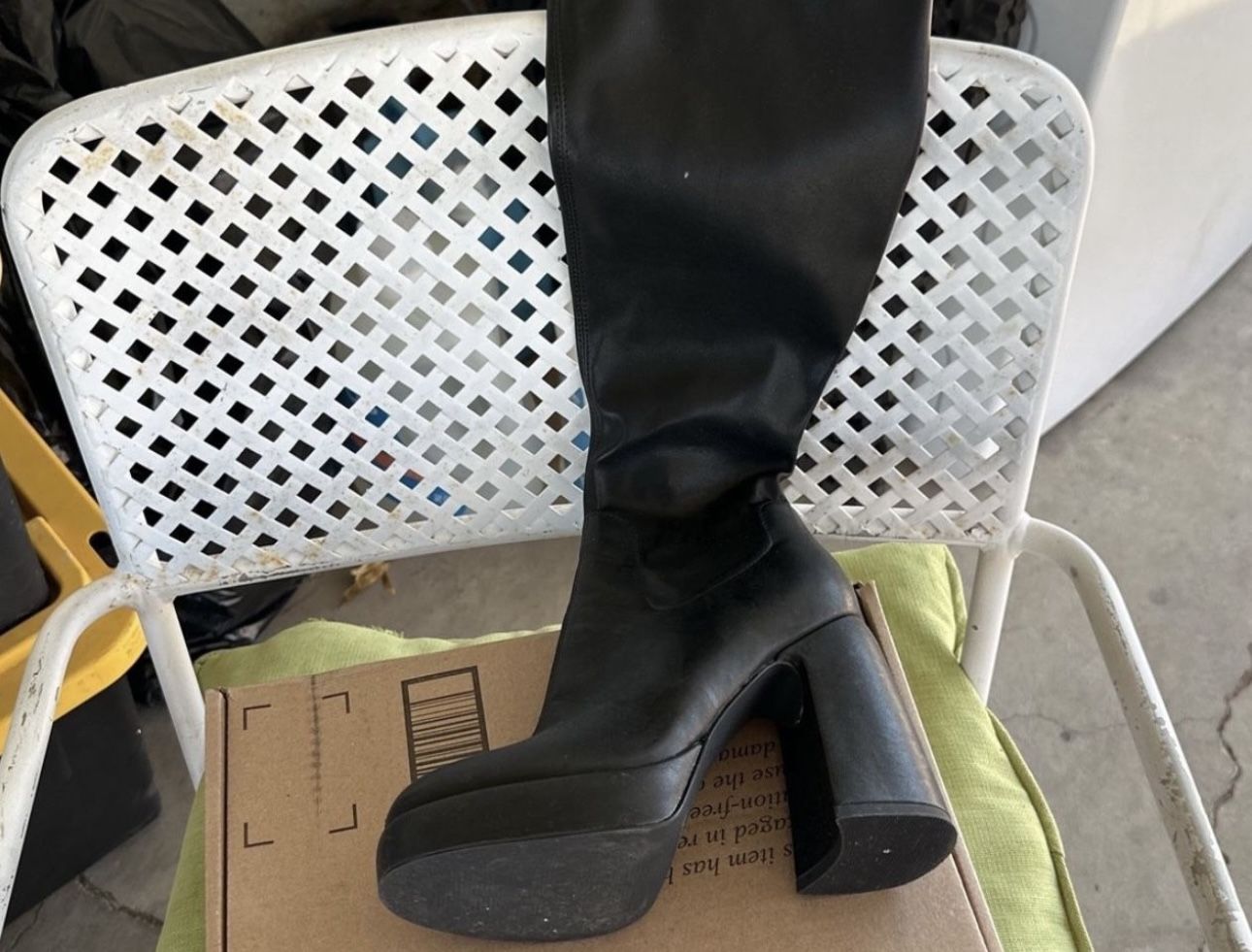 Boots Size 71/2 Black