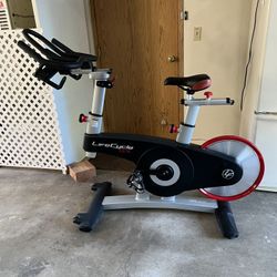 Life Fitness Lifecycle GX Indoor