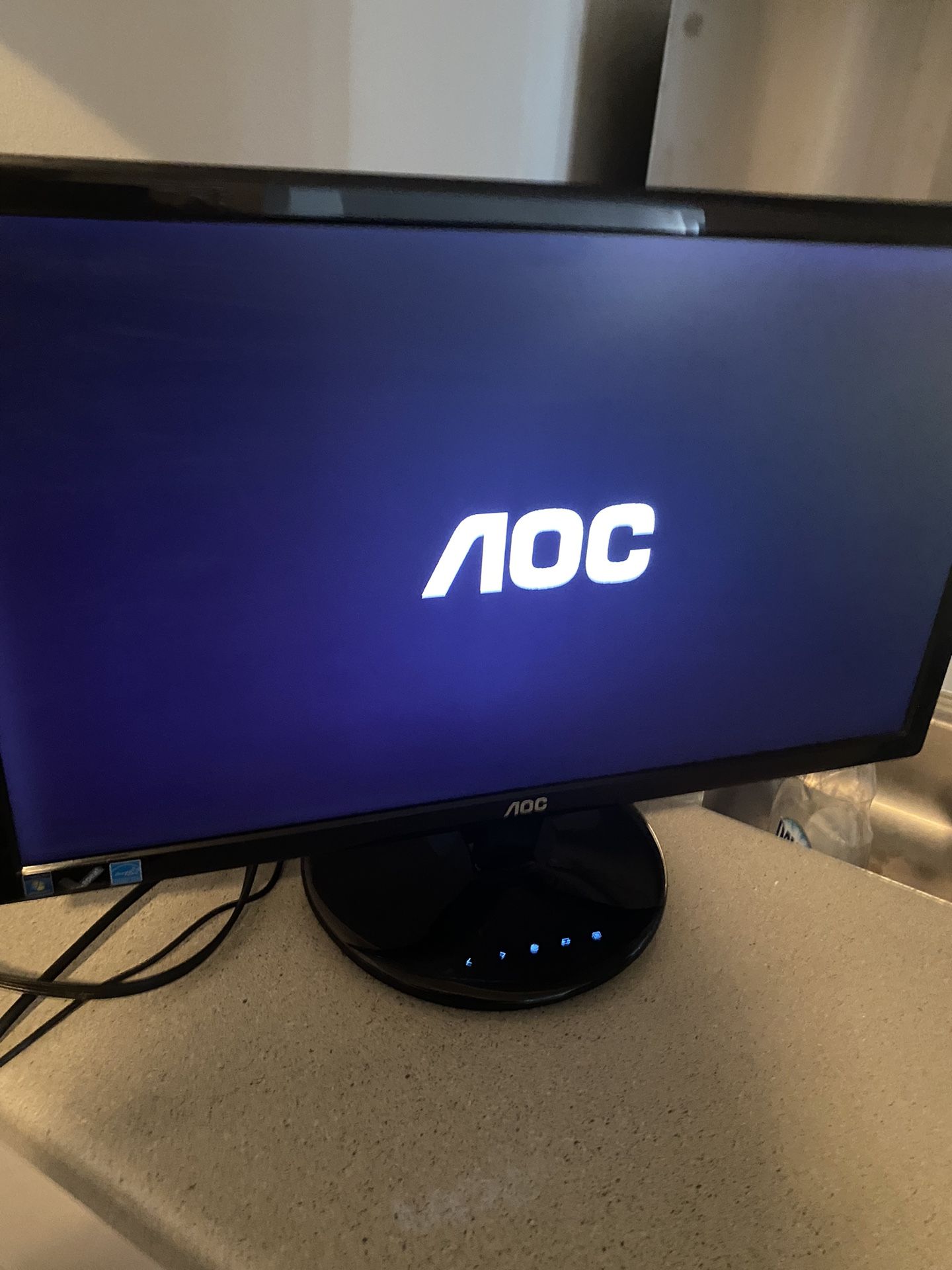 AOC 215LM00015 LCD Monitor