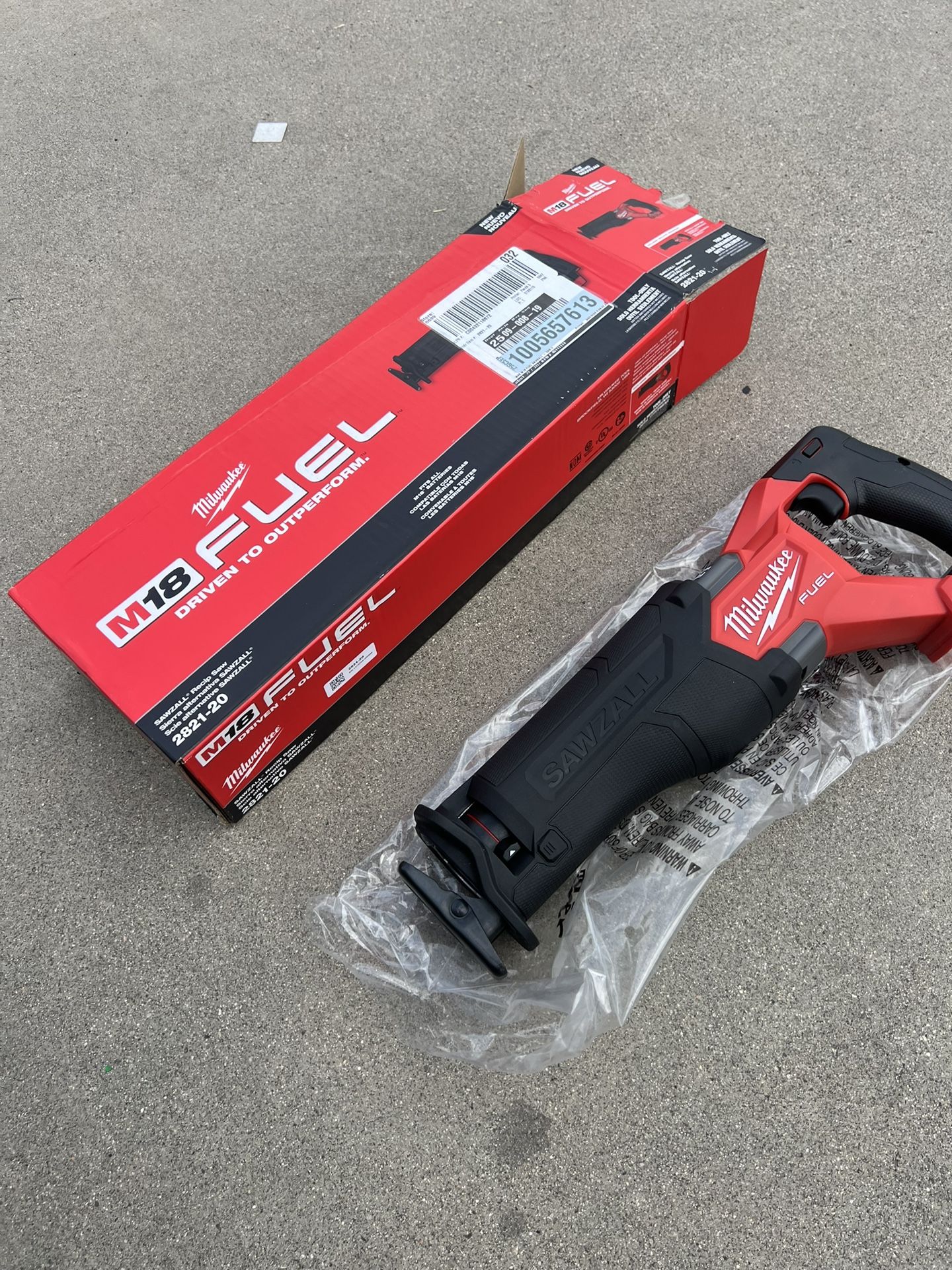 Milwaukee M18 FUEL GEN-2 18V Lithium-Ion Brushless Cordless SAWZALL Reciprocating Saw (Tool-Only)
