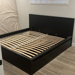 Ikea malm King bed frame with free mattress