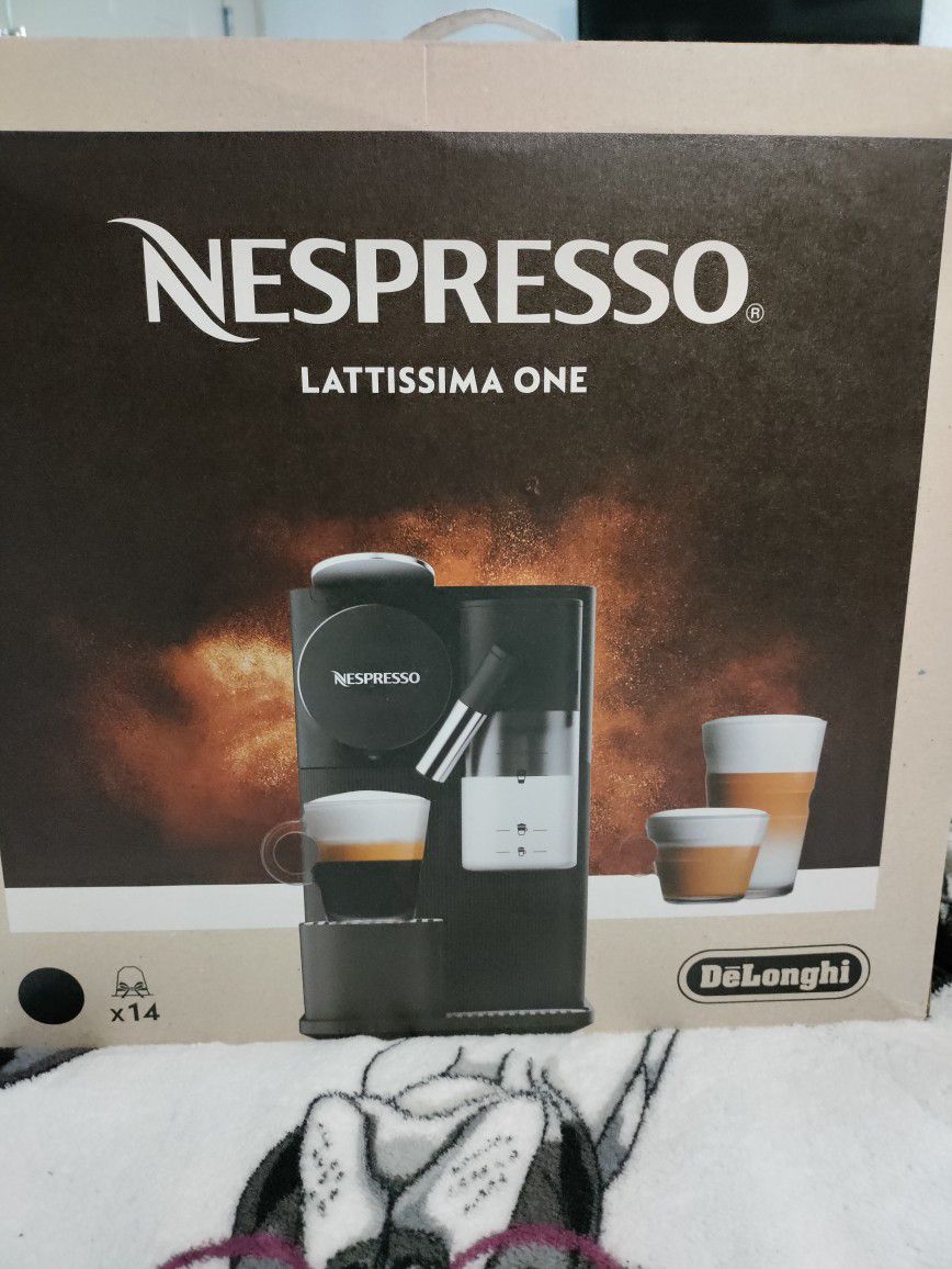 Nespresso Latissima One