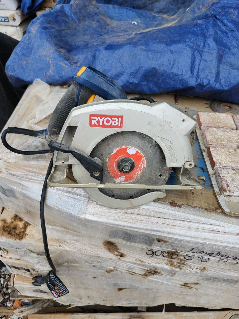 Ryobi 13 Amp Saw