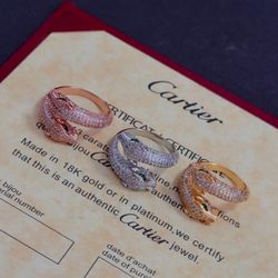 Diamond leopard head ring