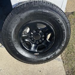 Tire / Size  P265/75R16