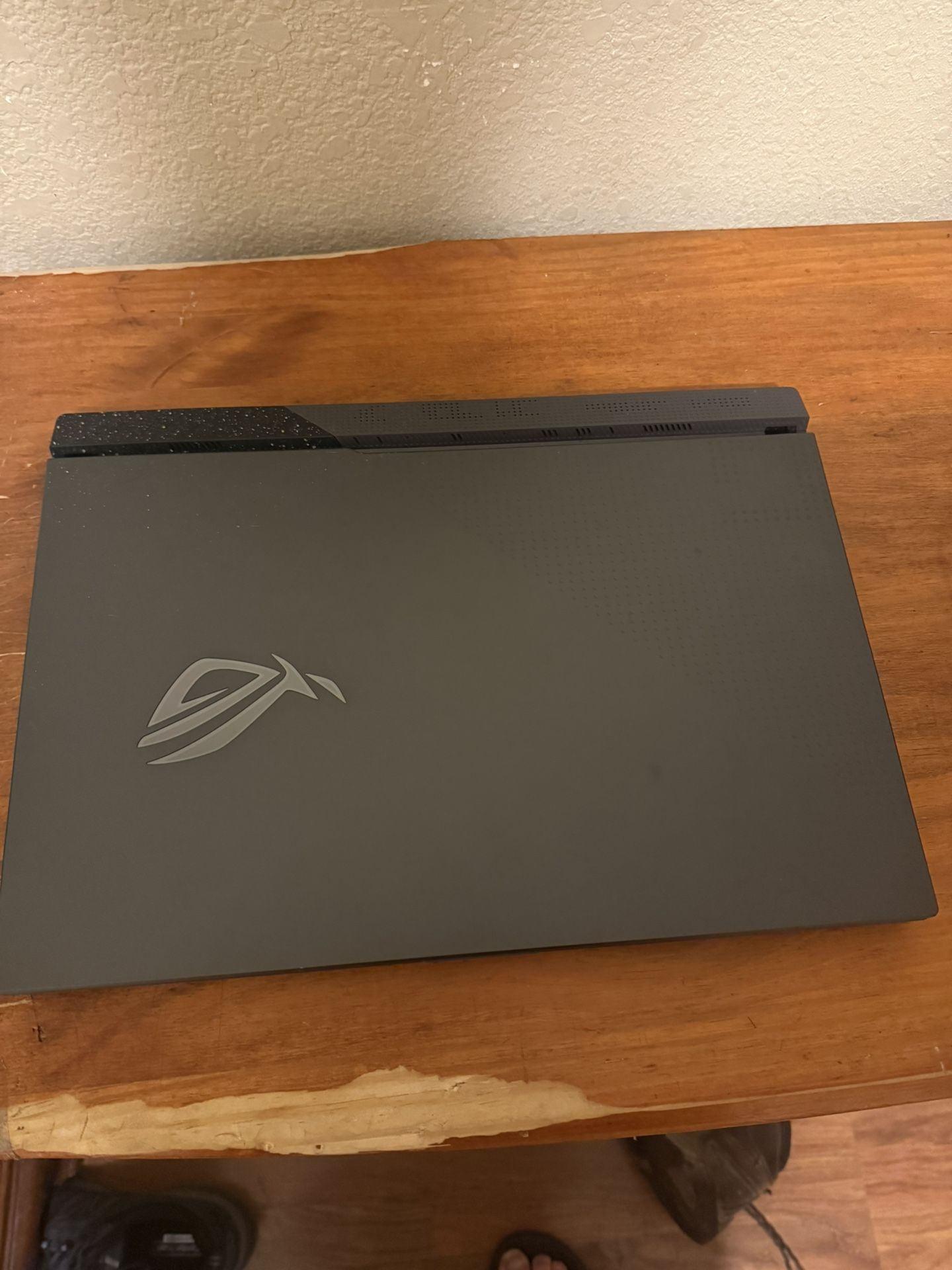 Asus Rog Strix G713RC