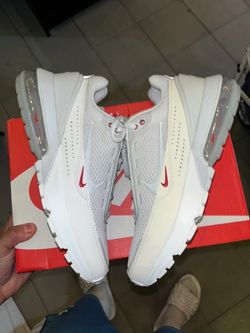 Nike air Max pulse size 8.5 men new shoe sneaker running trainer