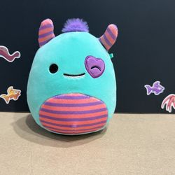 SQUISHMALLOWS LEON THE HEART EYE MONSTER  - 6 INCH SOFT PLUSH