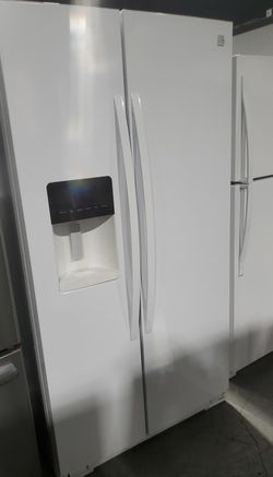 Kenmore Side By Side White Refrigerator

