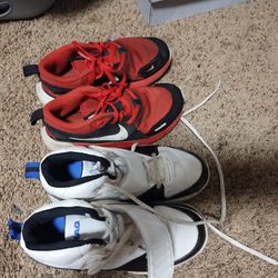 Selling Shoes If U Want Some