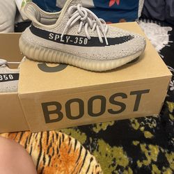 Yeezy 350 V2