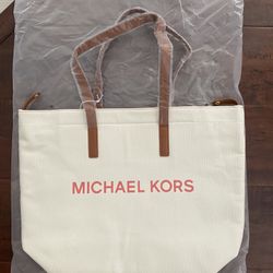 Michael Kors Tote Bag for Women BRAND NEW for Sale in Sugar
