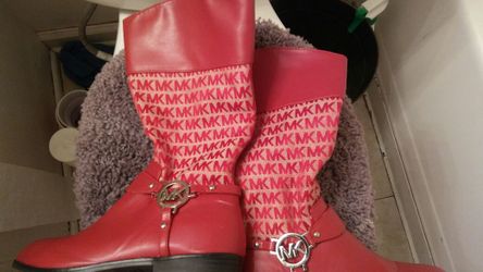 MK boots