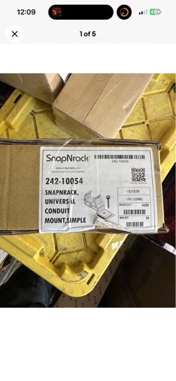 SnapNRack Universal Conduit Mount, Leveling (contact info removed)9 (Box of 14)