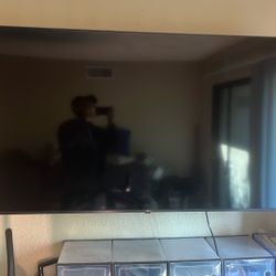 57 Inch LG Thin tv. 2023