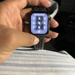Apple Watch Nike SE GPS/LTE Unlocked 