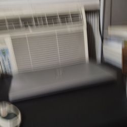 10000 BTU Air Conditioner 
