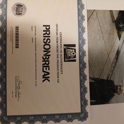 Prison Break TV series Worn  props.