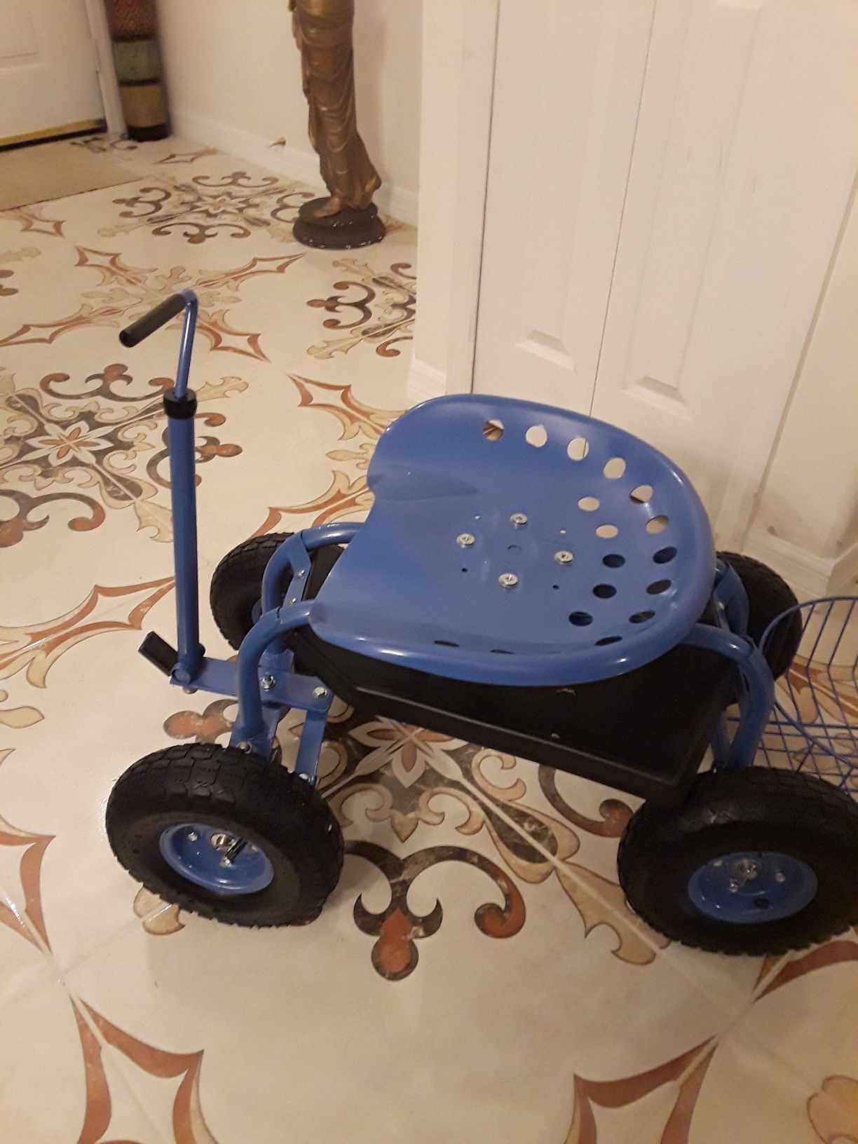 Tractor Scoot cart (for your gardening work)