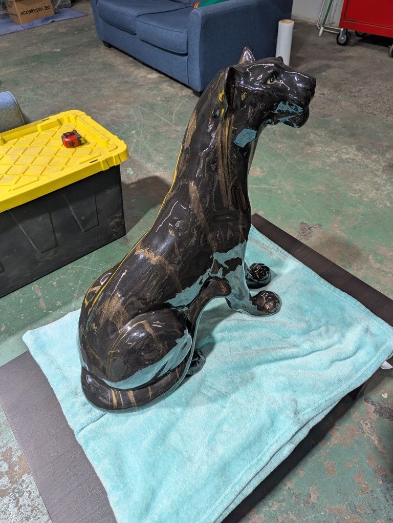 Statue Pantera
