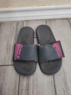 Memory foam Rebok slides