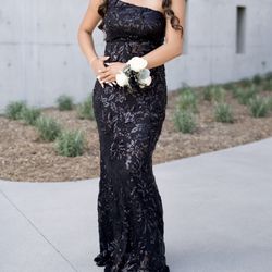 Prom Dresss Black With Sequins Size Small 