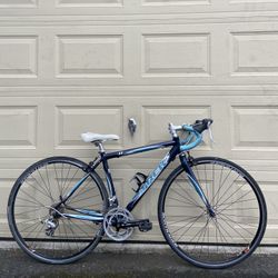 Trek 1.1 Road Bike – 50cm WSD – 16-Speed – Aluminum Frame – 700c Women’s Bicycle