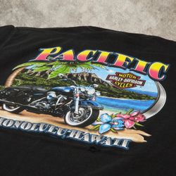 HARLEY-DAVIDSON PACIFIC MOTOR CYCLES HONOLULU HAWAII BLACK POCKET T-SHIRT