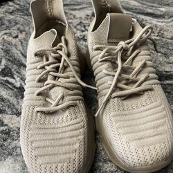 Size 8 APOLO-T BALANCE MAN  MADE