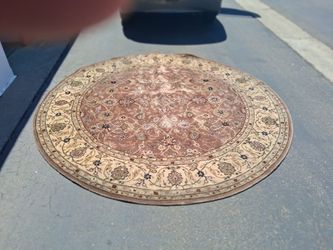 Round vintage 100% wool area rug