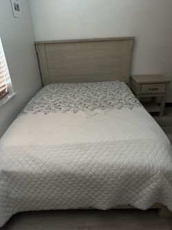 Full size bedroom set