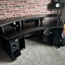 Omnirax OmniDesk Studio Audio/Video Editing Workstation - Black