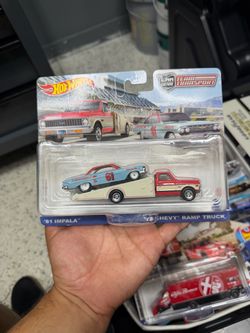 Hotwheels Team transport Impala
