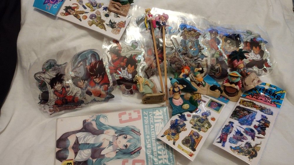 Anime Lot Dragon Ball One Piece Sailor Moon Vocaloid 