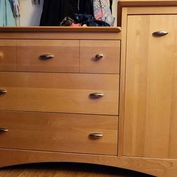 High End Ragazzi Pine Baby Changing Table Dresser