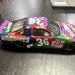 1998 Ernie Irvin Skittles Wild Berry 1:24 Potinac Diecast