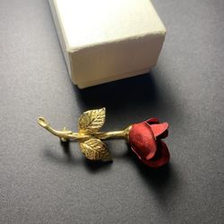 Giovanni Rose Brooch