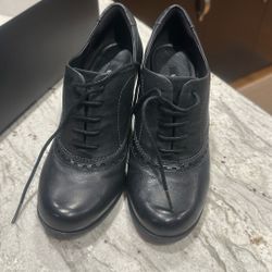 Leather Classic Shoes With Heels