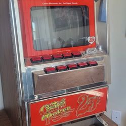 Poker SLot Machine And Stand