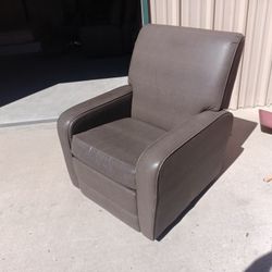 Recliner Chair 