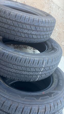 Hancock LT 245/70R17
