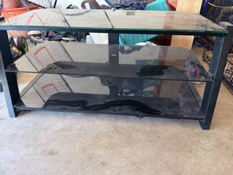 Glass Tv stand Holds 65 Inch Tv