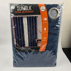 BRAND NEW (SET OF 2) 52x84 SUN+BLK Total Blackout Curtains Bradley Navy / Panel Curtains