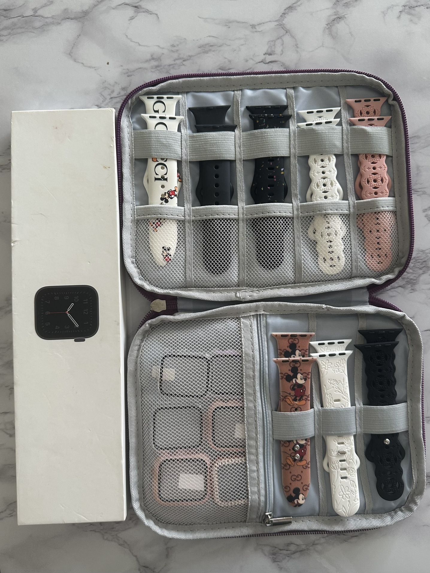 Apple Watch SE 40mm And Accessories
