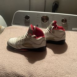 Jordan 5 Shoes Size 6.5 boys $60