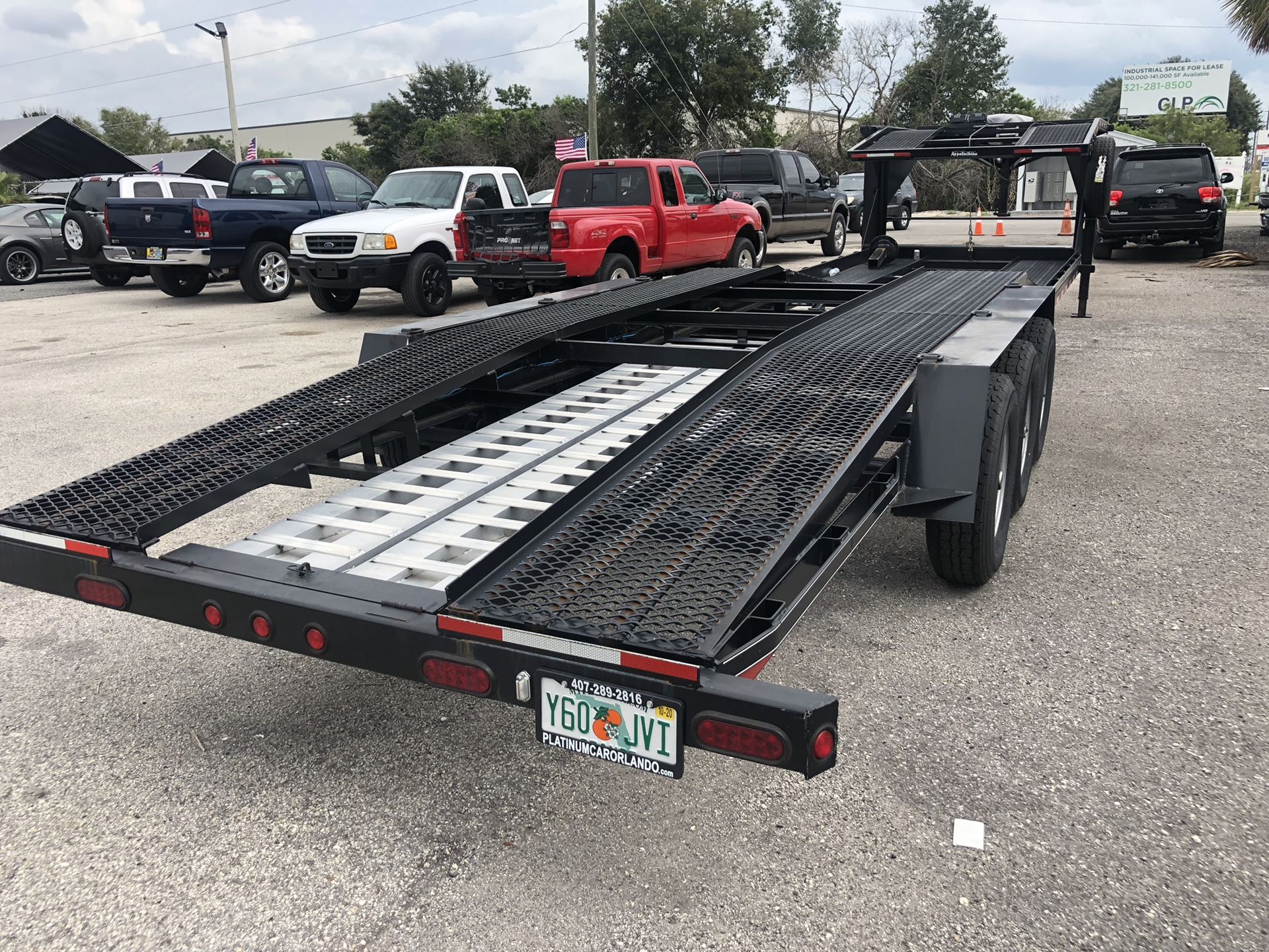 2017 3 cars Hauler trailer almost new for Sale in Orlando, FL OfferUp