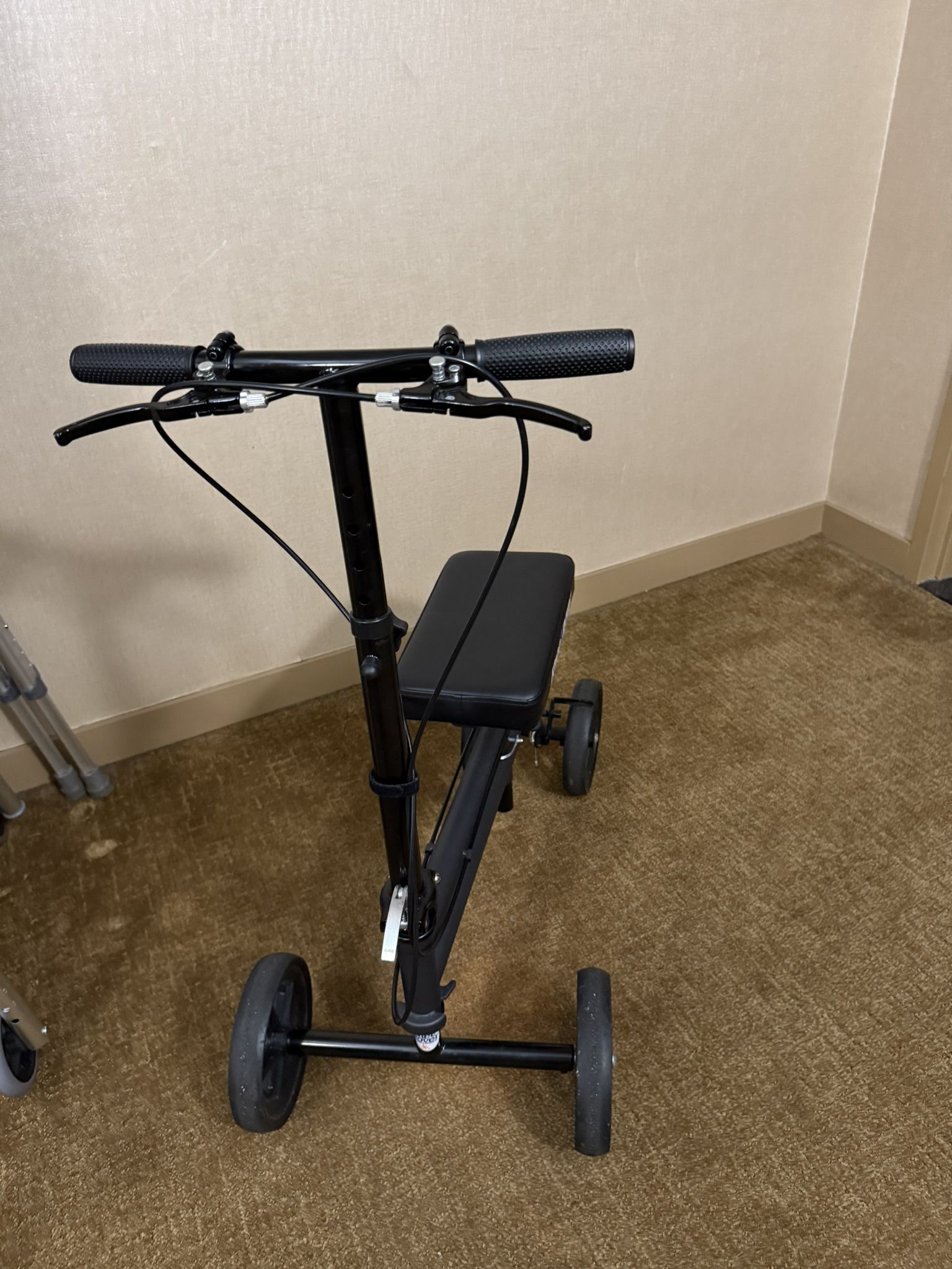 Knee Scooter