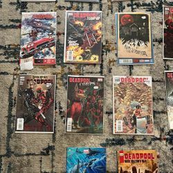 DEADPOOL COLLECTABLE COMICS 